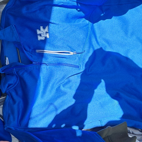 KY pullover - Picture 2 of 2